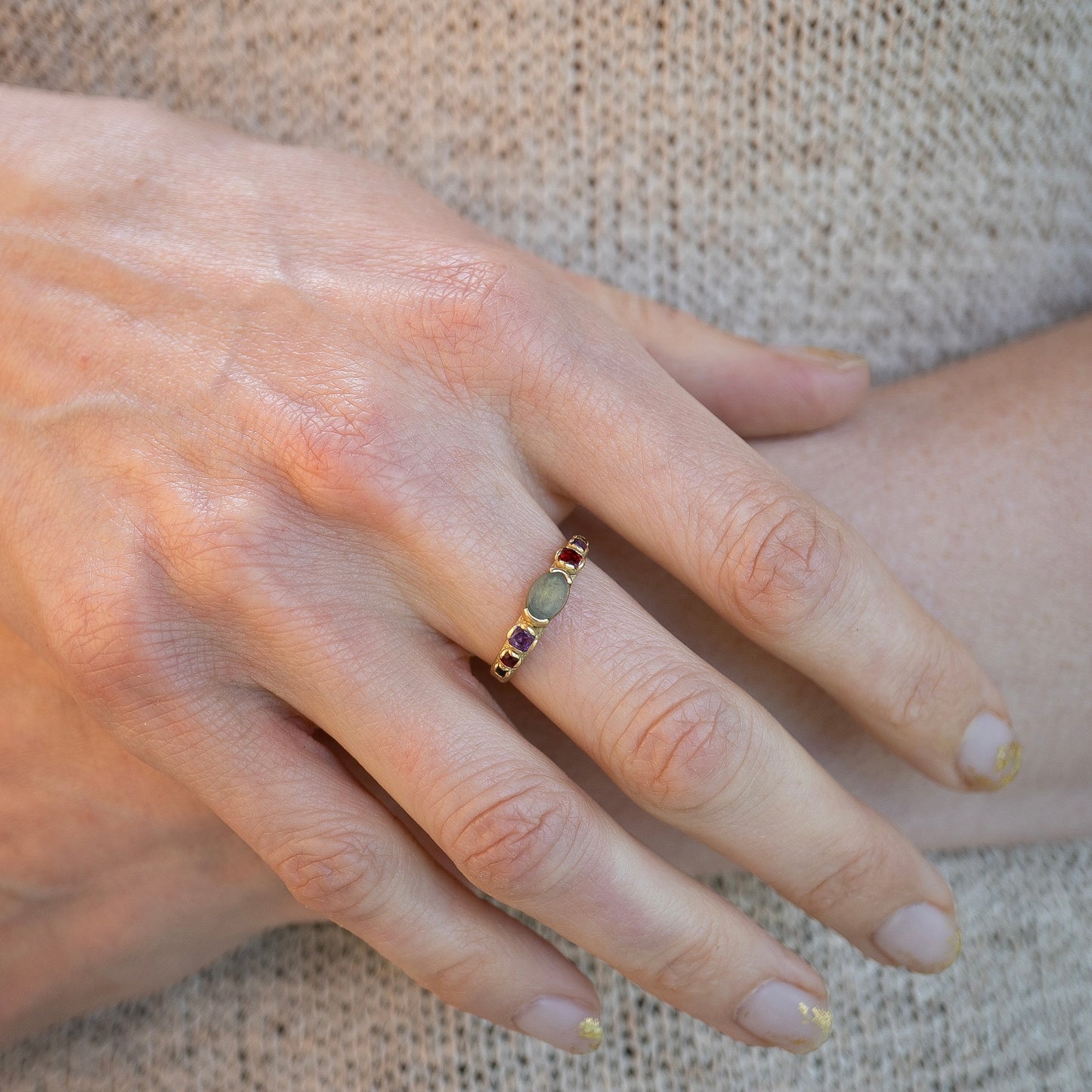 Azita ring