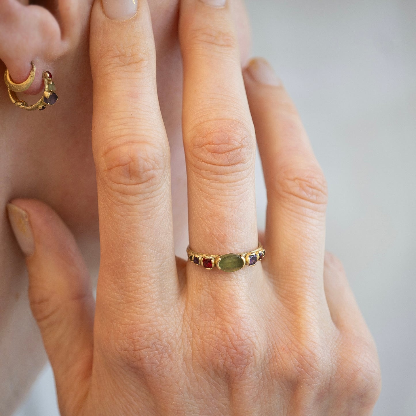 Azita ring