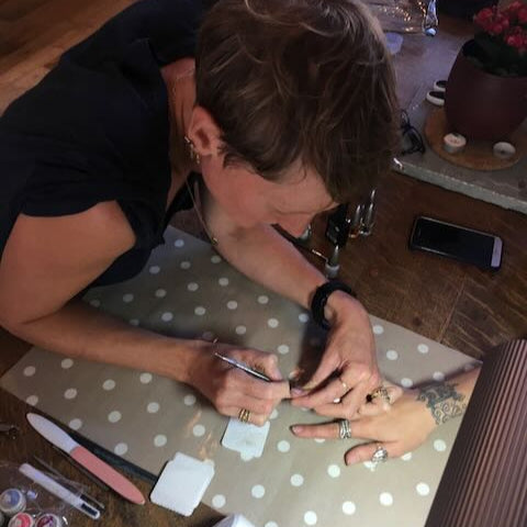 Nail art session