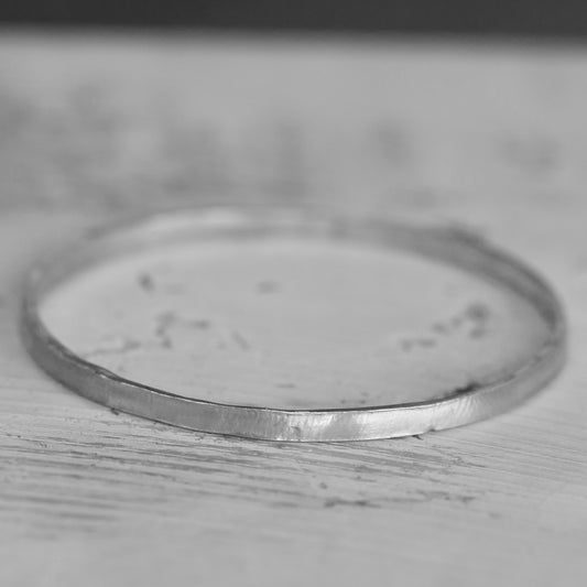 Narrow silver selvedge bangle